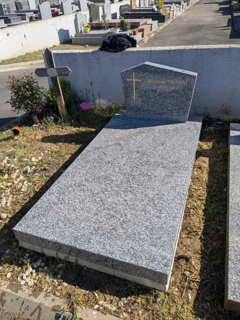 Tombe plein terre